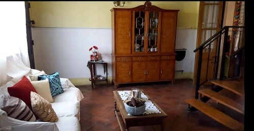 Ph Al Frente 5 Ambientes Con Patio Moreno Centro
