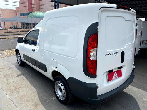 Imagem 4 de 6 de Fiat Fiorino 2016 1.4 Flex 4p