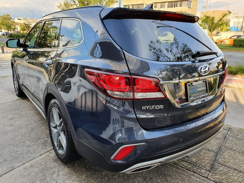 Imagen 8 de 13 de Hyundai Santafe Limited Tech 2018