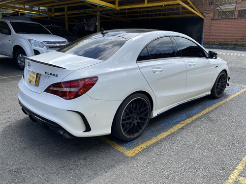 Mercedes-Benz Clase CLA 2.0 45 Amg 4Matic