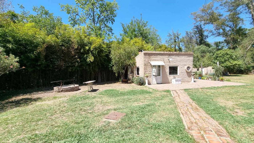 Imagen 26 de 30 de Casa Quinta 4 Amb Con Parque Y Piscina En Lujan