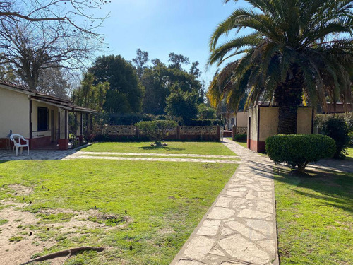 Quinta 4 Ambientes En Venta - Francisco Alvarez, Moreno