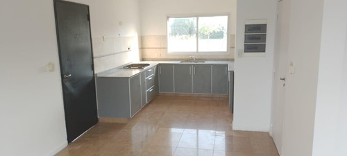 Casa En Venta - 3 Dormitorios 2 Baños - 900mts2 - Nordelta