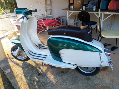 Imagem 2 de 4 de Lambretta Li Special 150 Documento Em Dia