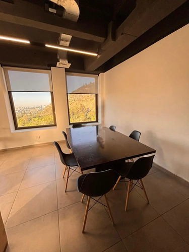 Oficina Torre Santa María, Excelente Conectividad