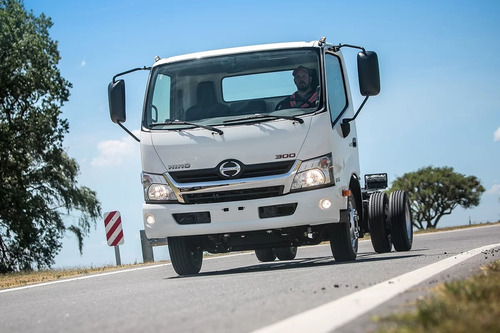 Camion Hino 300 / 816 (novolkswagen,no Foton,no Volvo,scania