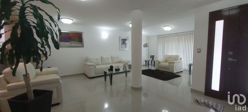 Venta Casa 4 Ambientes La Moraleja