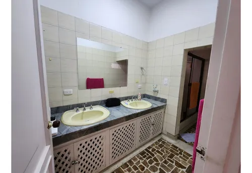 Venta Casa De 520mts2 En Ciudad Jardín, Sur De Cali 8850.