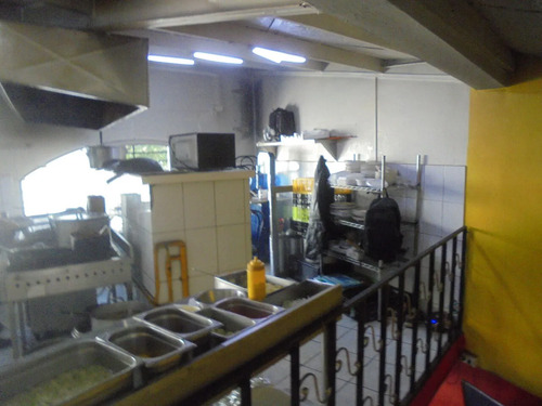 Local Comercial En Recoleta, Dardignac 567 De 40 Metros