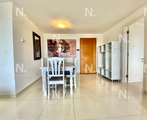 ¡oportunidad! Departamento De 3 Dormitorios En Punta Del Este- Ref: 4300