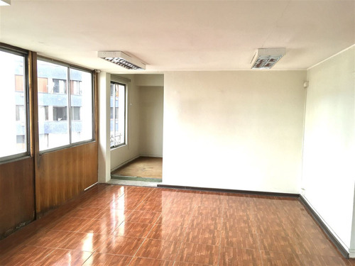 270 M2! Amplia Oficina Duplex En Arriendo En Providencia