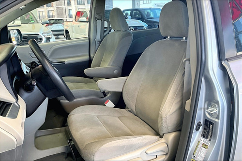Toyota Sienna 3.5 Ce V6 At