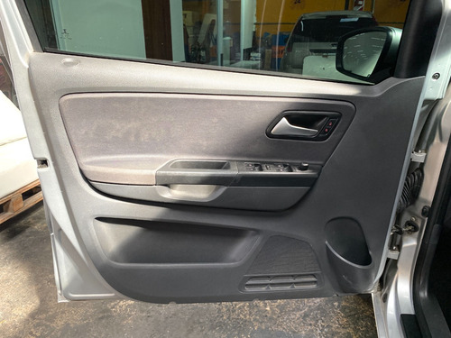 Imagen 18 de 23 de Volkswagen Suran 1.6l 2013