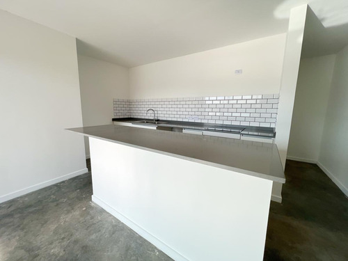 Imagen 15 de 30 de Casa En Venta En El Canton Barrio Norte A Laguna Con Pileta
