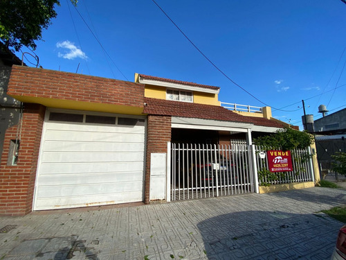 Casa En Venta En Gregorio De Laferrere