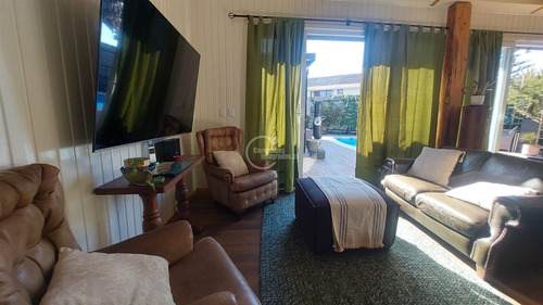 Casa En Venta De 3 Dormitorios En Santo Domingo