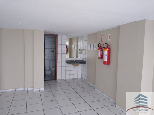 Imagem 2 de 30 de Apartamento A Venda Barro Vermelho