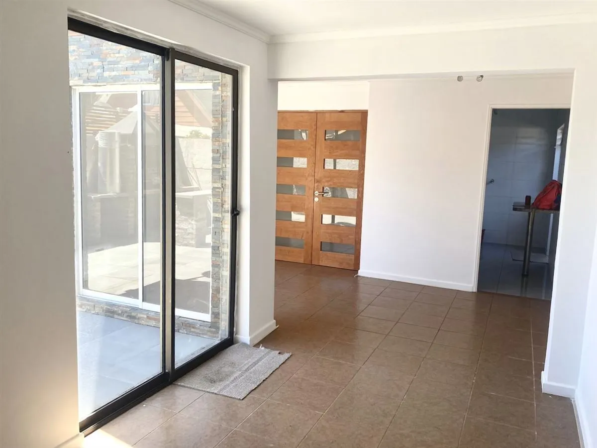 Imagen 4 de 21 de Casa En Arriendo En Buín