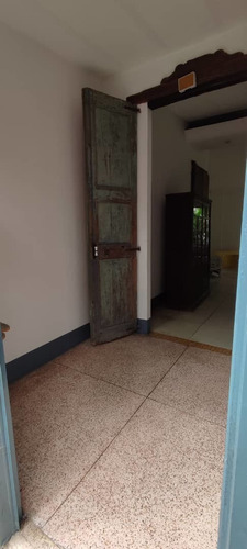 Imagen 3 de 20 de Anexo En Alquiler Prados Del Este 2h/2b/2p / 0414-3907836