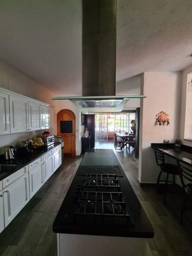 Casa En Venta En Juriquilla