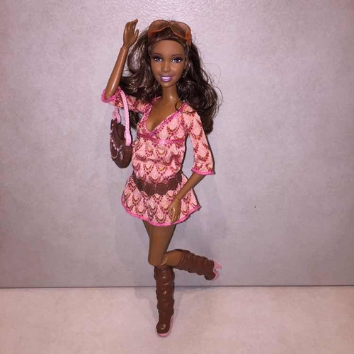 Muñeca Barbie Artsy Fashionistas First Wave 2010 Usada