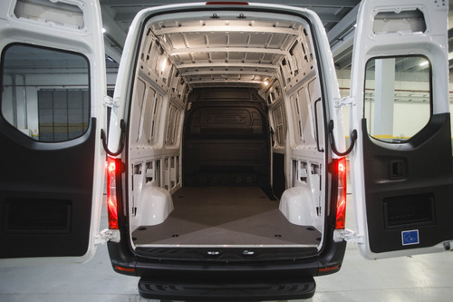 Imagen 11 de 20 de Mercedes-benz Sprinter Furgón 316 4x2 0km