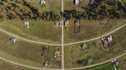 Terreno Lote En Venta Barrio Villa De Campo Tres Pinos-general Rodriguez-oportunidad