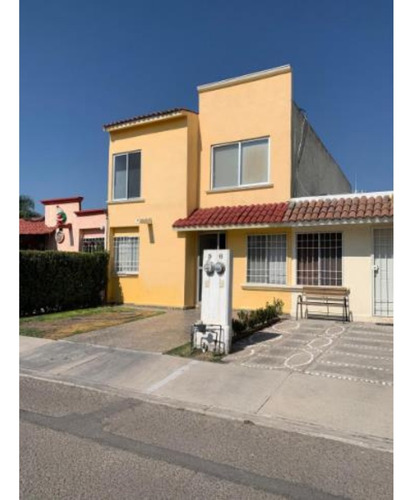 Remato Casa En: Av. Paseo De La Pirámide Del Pueblito #10, 76928 Corregidora, Qro.