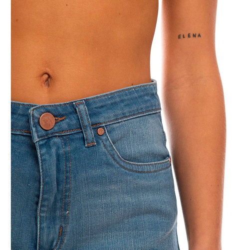 Imagen 4 de 6 de Short Rusty Sunrise Long Ws Ld Celeste Mujer