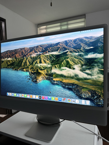 Apple iMac 24' Chip M1 256 Gb Caja Original, Mouse Y Teclado (Usado)