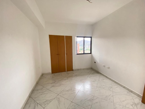 Imagen 21 de 23 de Fernando Guerrero Vende Apartamento En Res Iguazu, Valles De Camoruco