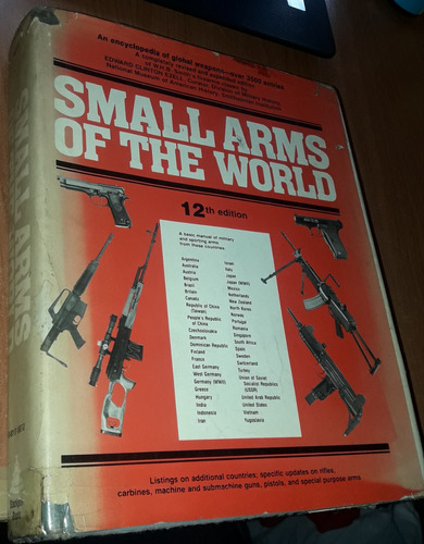Small Arms Of The World    Edward Clinton Ezell