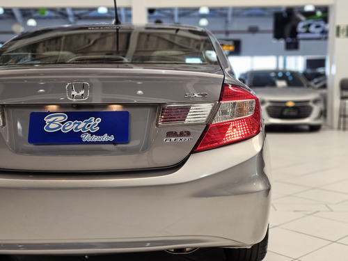 Honda Civic 2.0 LXR 16V FLEX 4P AUTOMÁTICO