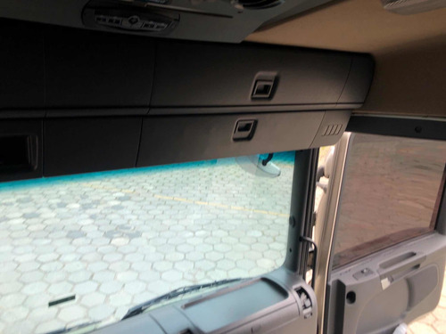 Imagem 13 de 15 de Scania P-360 12/13 Champagne 4x2 Cegonheiro