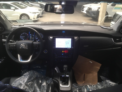 Imagen 9 de 13 de Toyota Sw4 Srx 4x4 At 7 Asientos Programa Tu Pedido Pas