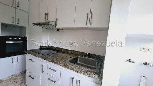 Oportunidad De Alquilar Céntrico Y Cómodo Apartamento En Los Chaguaramos - Mls #25-24036 - Jca