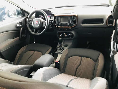 Imagem 6 de 13 de Fiat Toro 2019 2.0 Volcano 4x4 Aut. 4p