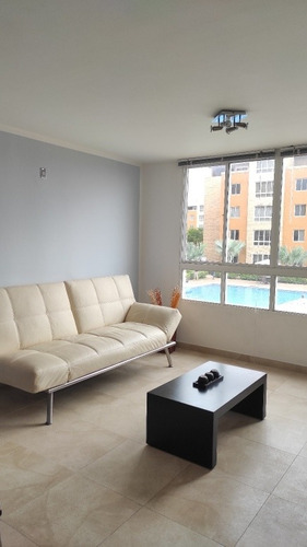 Imagen 2 de 5 de En Venta Apartamento En C.r Marina Del Rey, Lechería