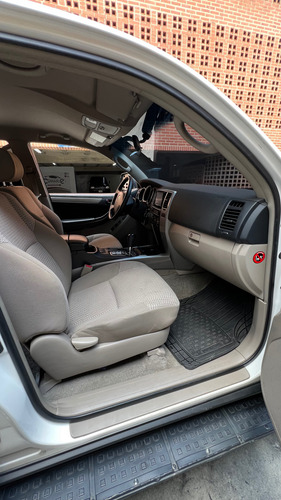 Toyota 4runner 2008 Automática 4x2