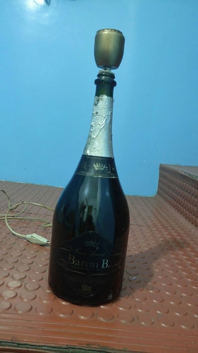 Lampara De Botella De Champaña Baron  B  De 1,5 Litro