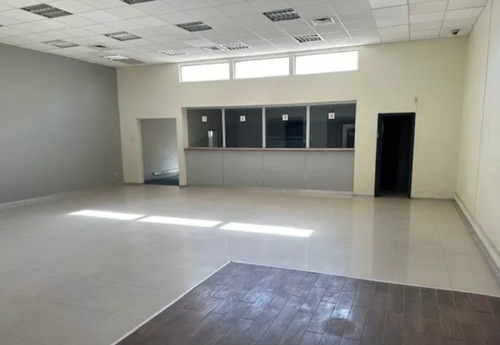 Arriendo De Excelente Local Comercial Centro San Felipe