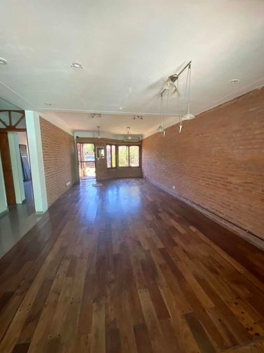 Imagen 6 de 10 de Venta- Re Tasado Y Bajo Precio, Casa De 4 Dormitorios !