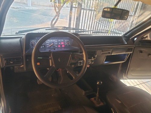 Imagem 8 de 12 de Volkswagen Saveiro Ls 1.6 Alcool
