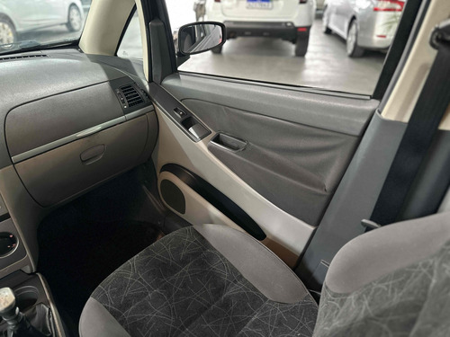 Fiat Idea 1.4 MPI ELX 8V FLEX 4P MANUAL
