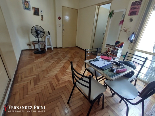 Imagen 2 de 12 de Muy Buen Departamento 2 Ambientes En Ultimo Piso