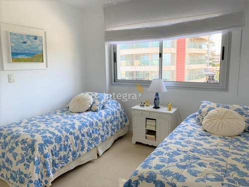Imagen 13 de 30 de Apartamento En Alquiler De Verano -playa Brava