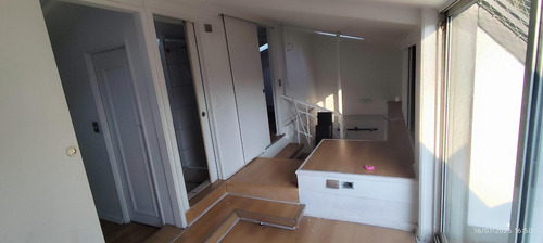 Casa Con Excelente Ubicación En Vitacura