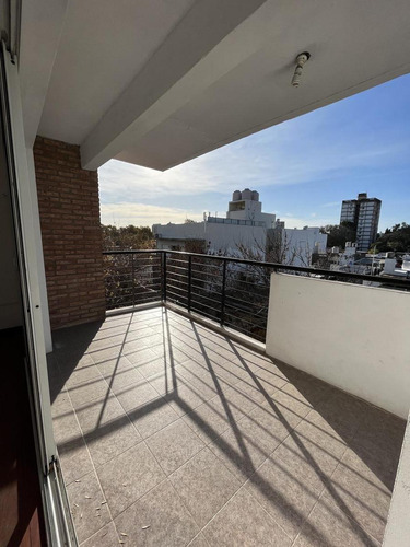 Imagen 14 de 18 de Departamento De Un Dormitorio - Zona Bella Vista, Rosario - Balcón Terraza - 60,78 M2
