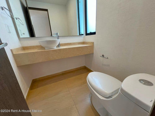 Condominio Inspira Zibata Casa Ubicada En Esquina De 223 M2 Con 3 Recamaras Y Con Cuarto De Servicio Qh745*25