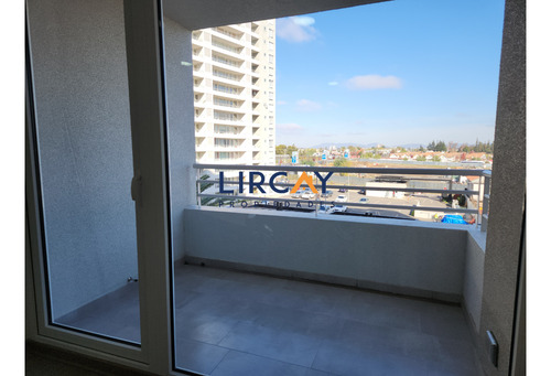 Departamento En Arriendo En Talca. Frente Utal.